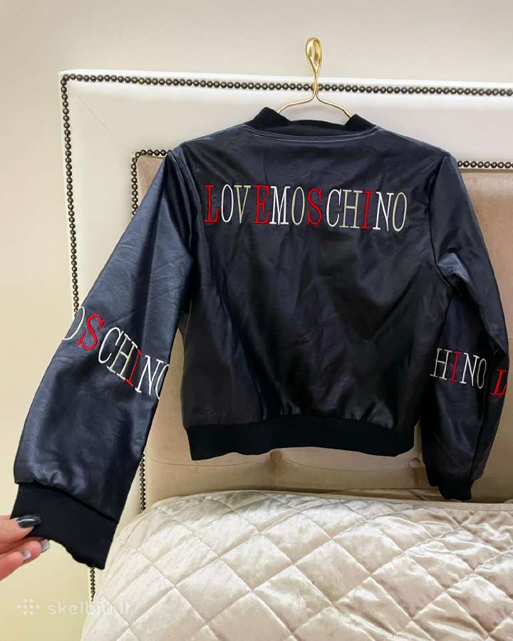 Moschino striukyte