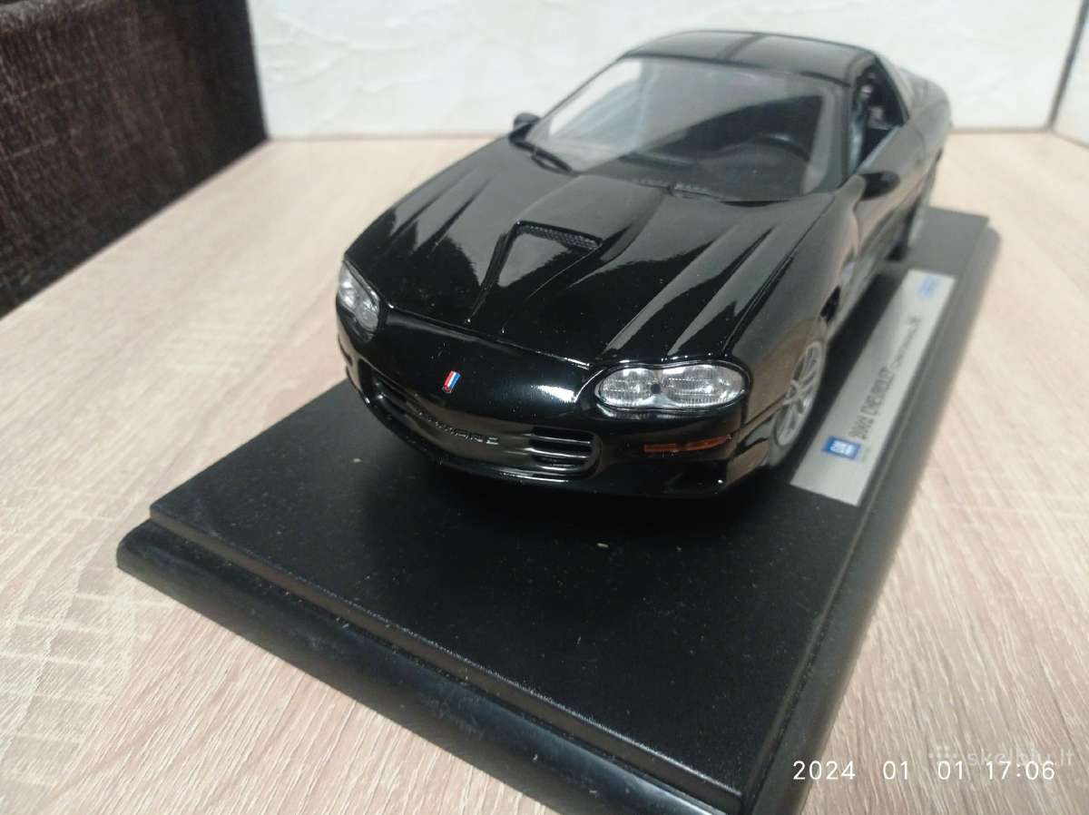 2002m.chevrolet Camaro Ss 1:18 - nuotraukos Nr. 3
