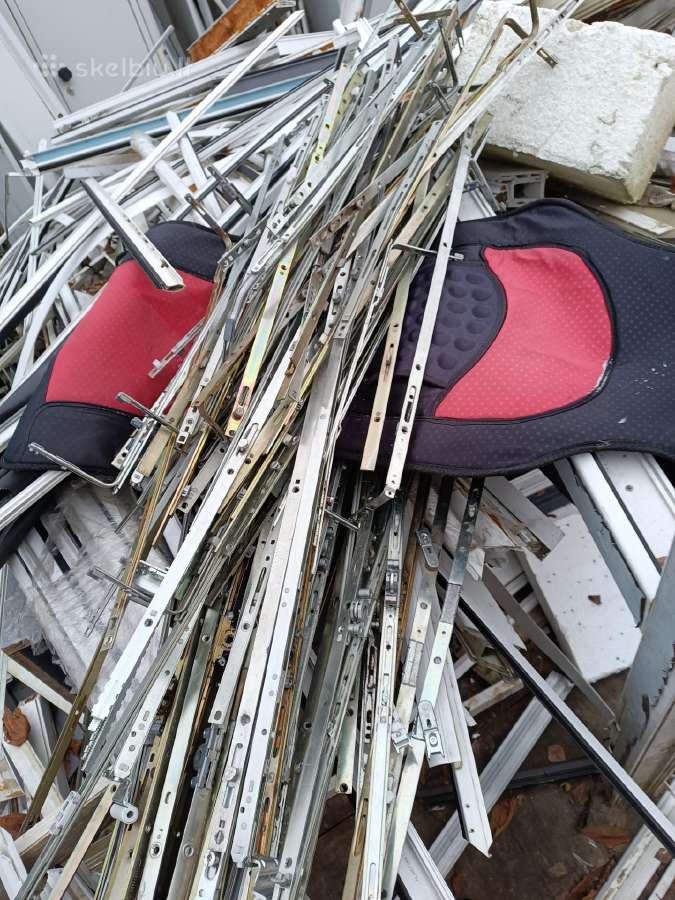 Langų naudotos detalės - nuotraukos Nr. 4
