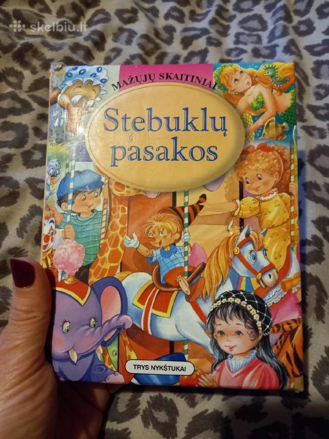 Pasaku knyga.