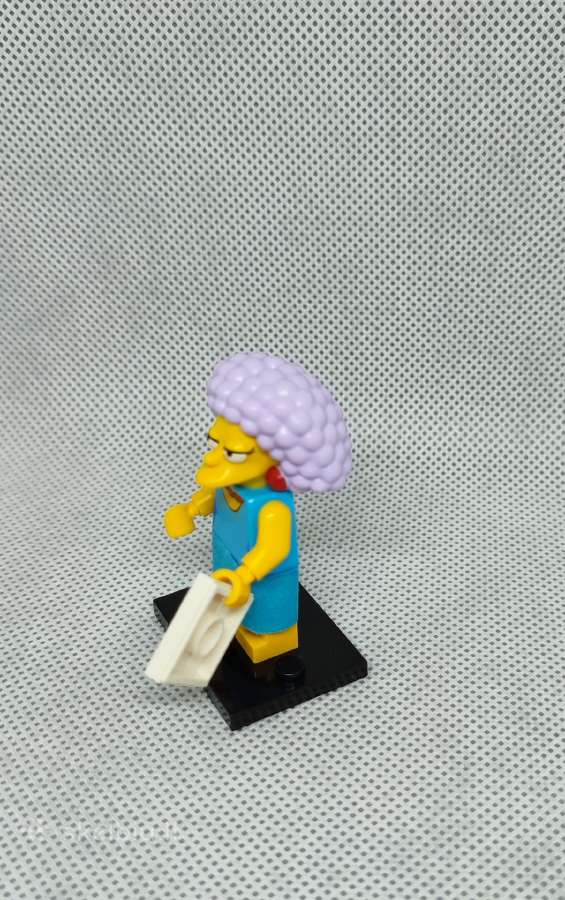 Lego Simpson minifigūrėlė 71009 Selma - nuotraukos Nr. 3