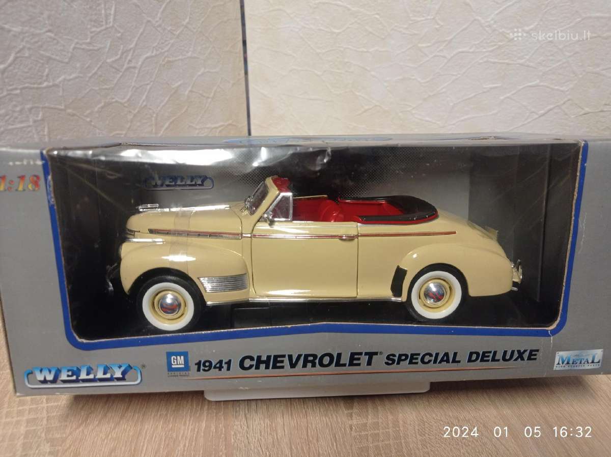 1941m.chevrolet Speciali Deluxe 1:18
