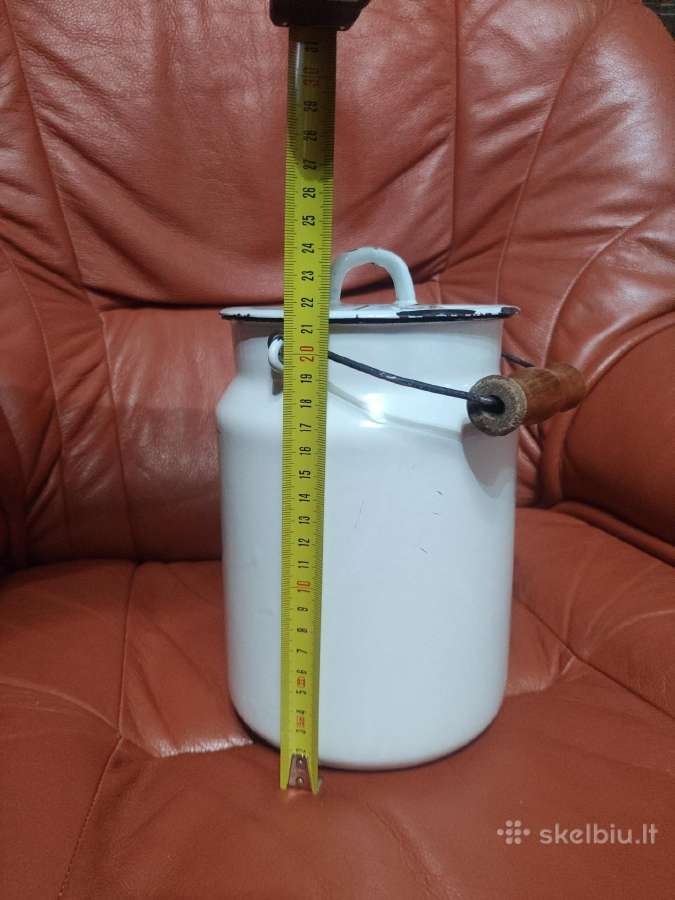 Emaliuotas bidonas apie 2.5 ltr.