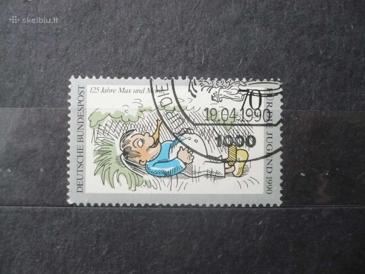 1990 metų jaunimo nakvynės namai