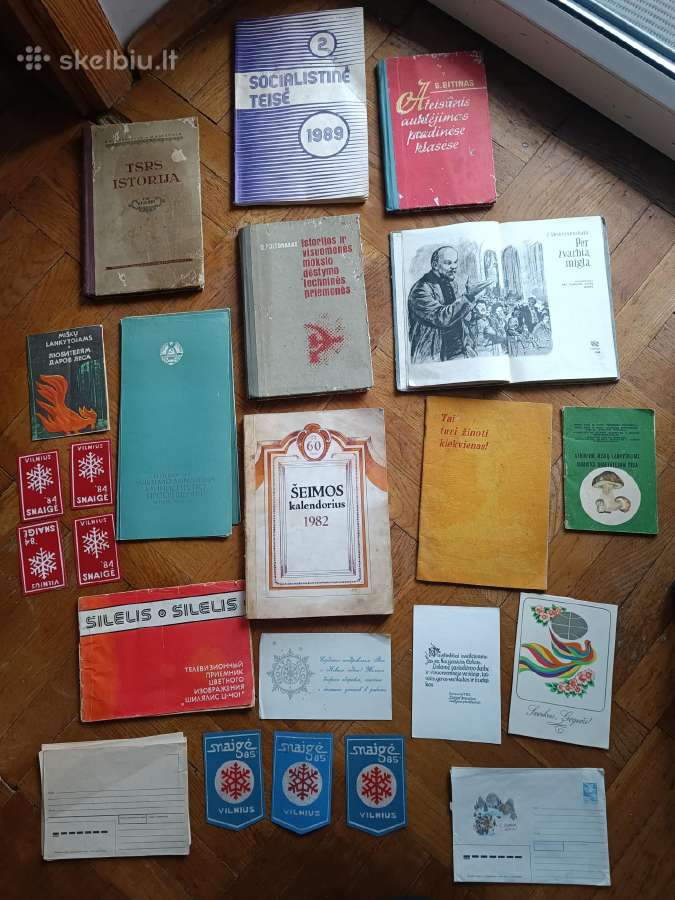 Rusų/tarybinių laikų senienos Tarybiniai atributai