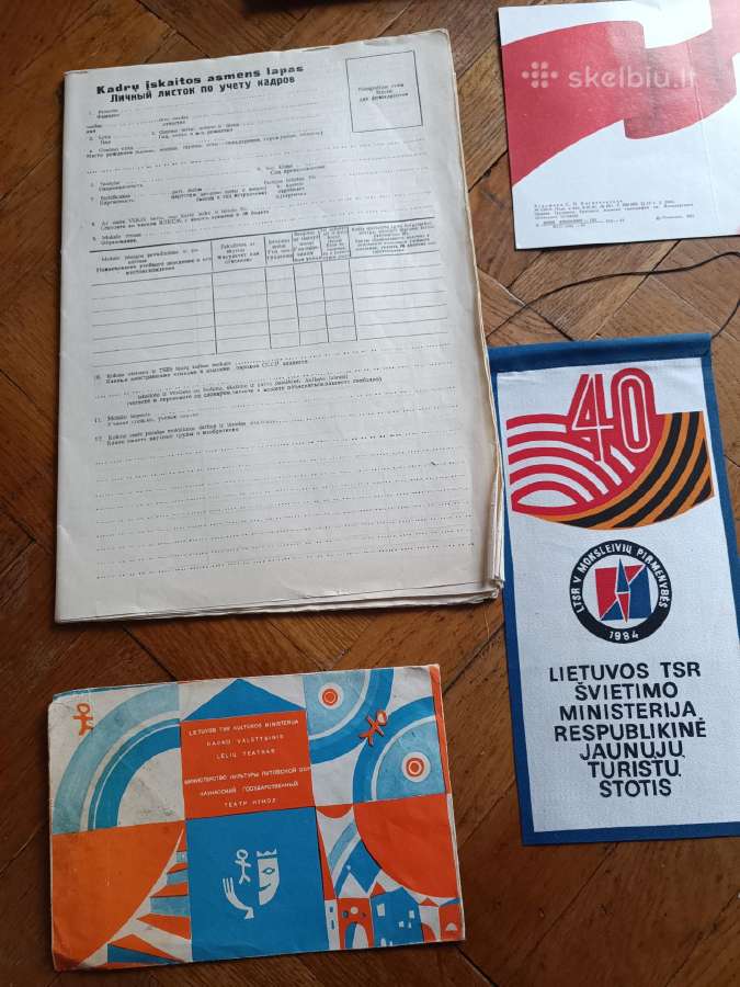 Rusų/tarybinių laikų senienos Tarybiniai atributai - nuotraukos Nr. 10