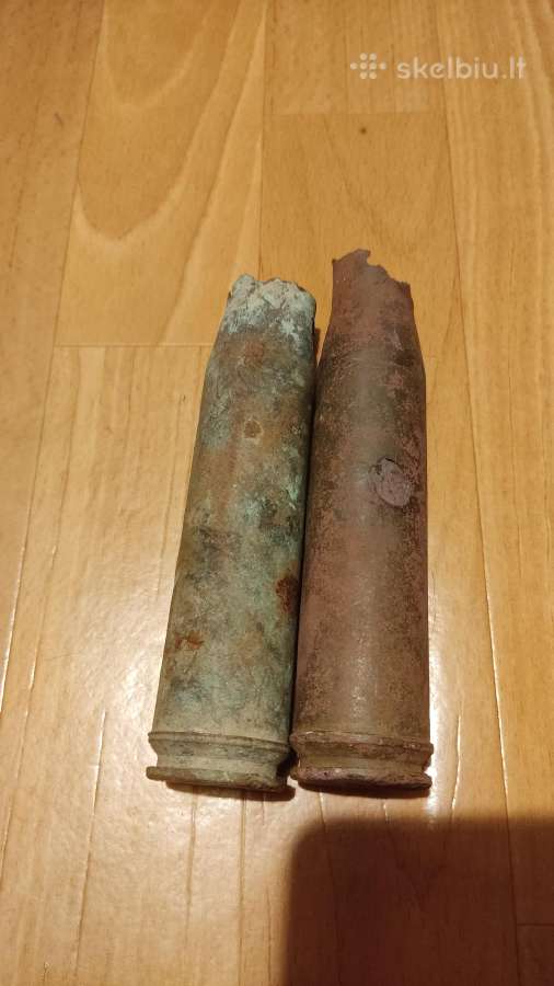 Sovietinio lėktuvo il2 gilzės (tūtos) ww2
