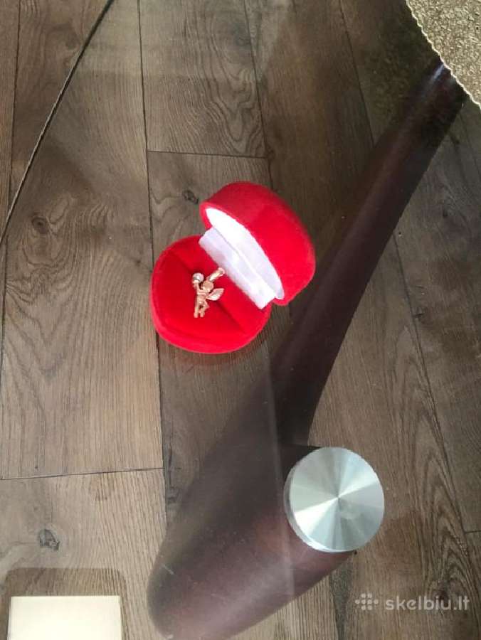 Auksinis pakabukas