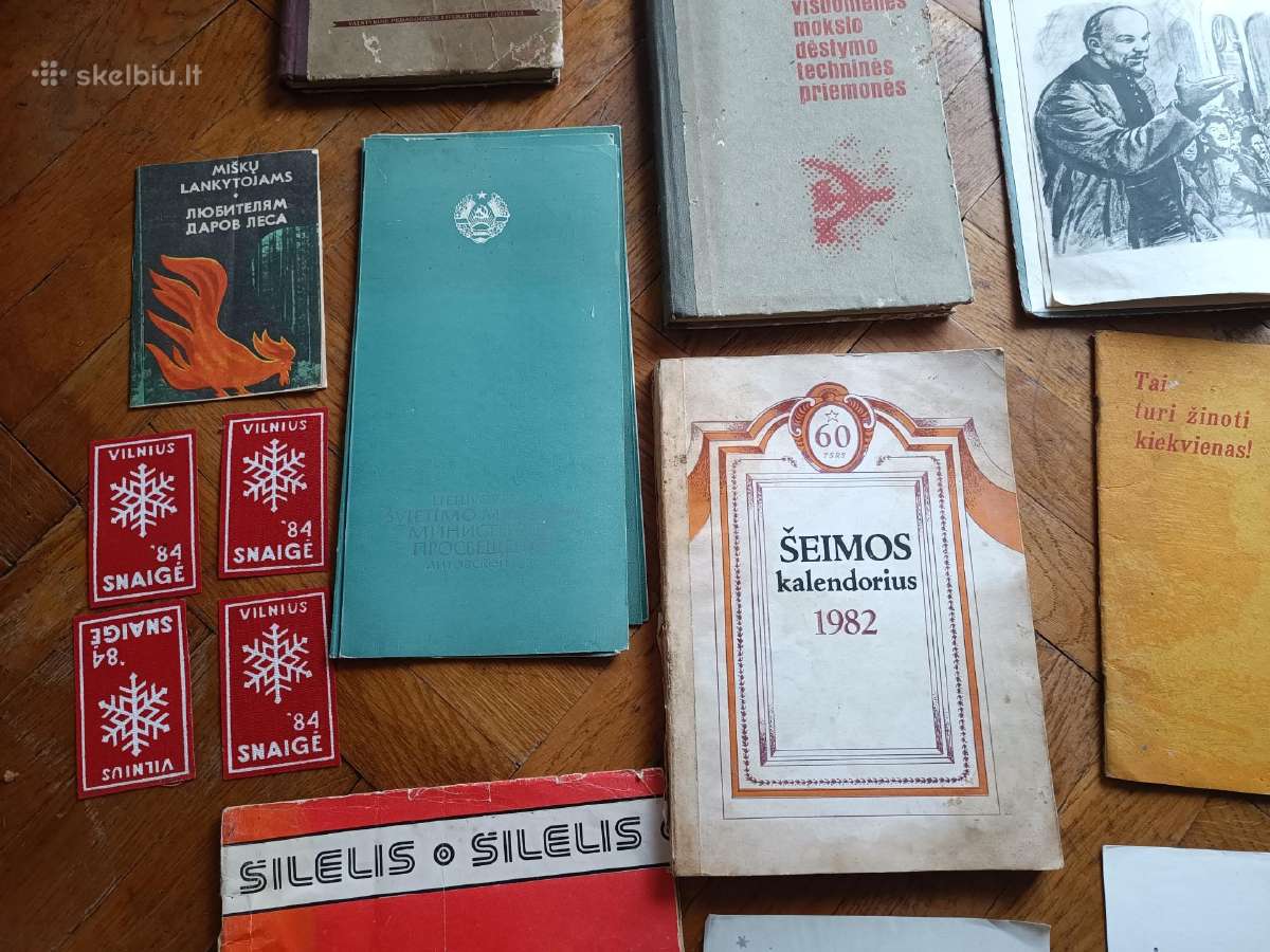 Rusų/tarybinių laikų senienos Tarybiniai atributai - nuotraukos Nr. 3