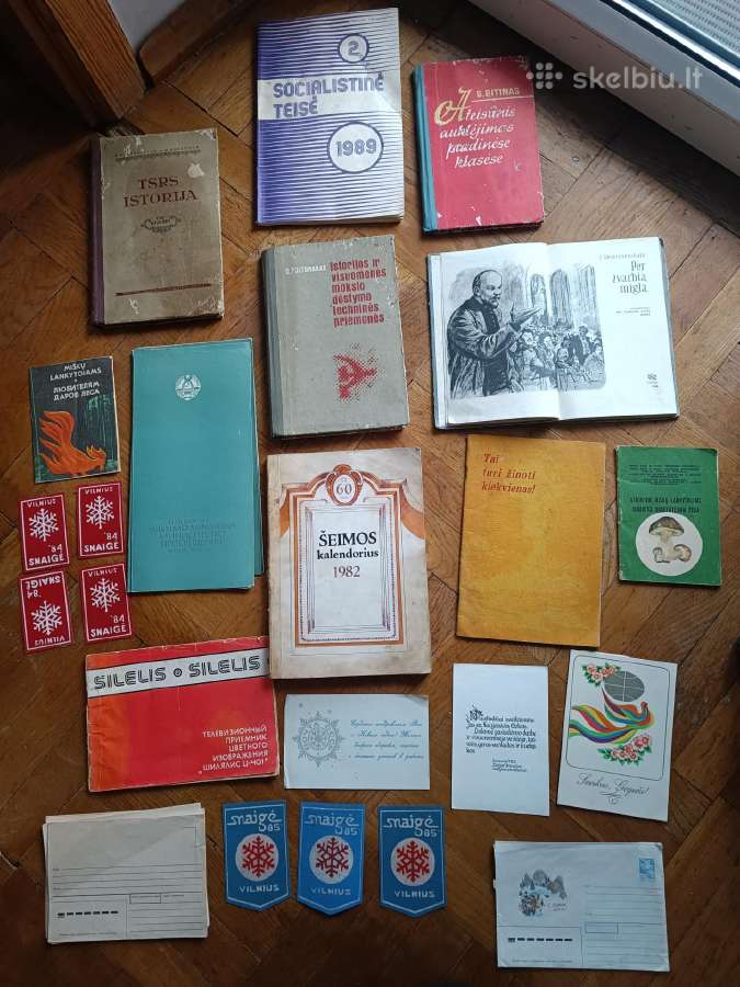 Rusų/tarybinių laikų senienos Tarybiniai atributai