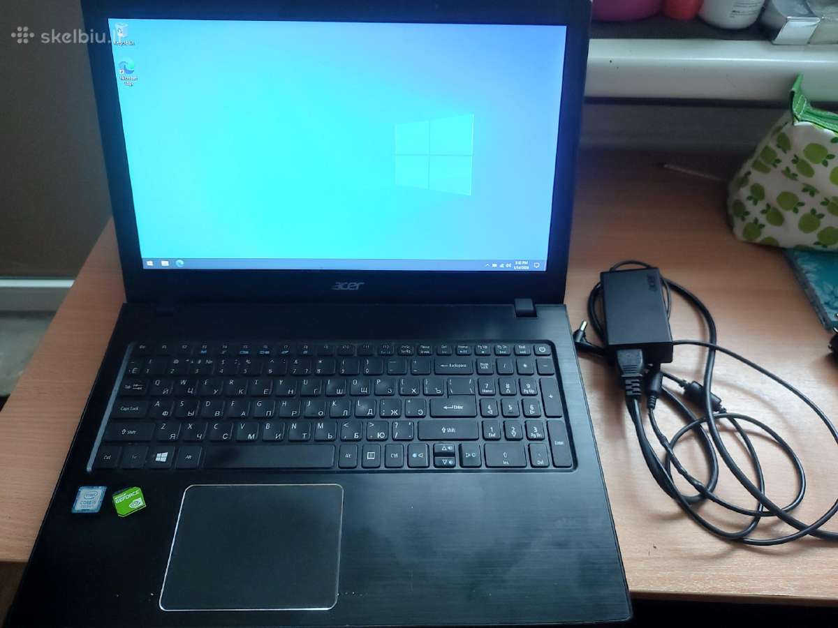 Acer E5 575g ir Fujitsu Amilo Si1520