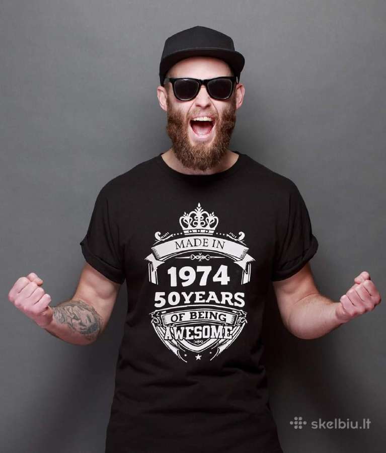 Gimtadienio marškinėliai -Years Of Being Awesome!