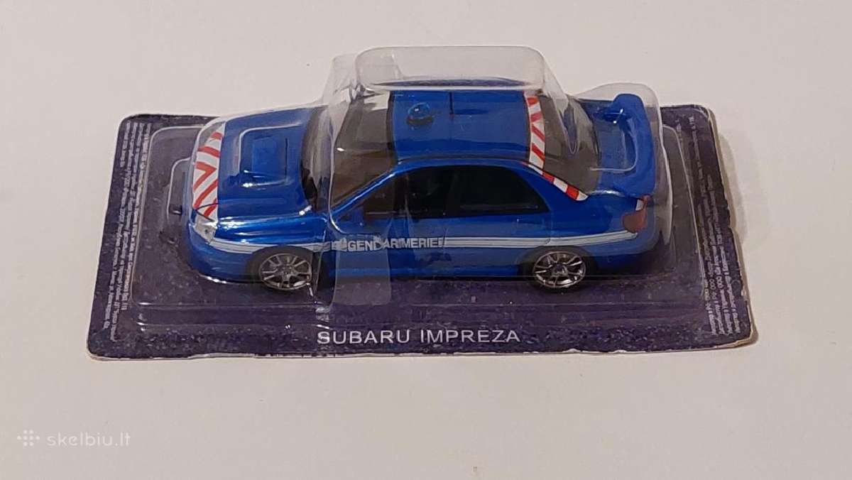 Parduodu modelius 1:43