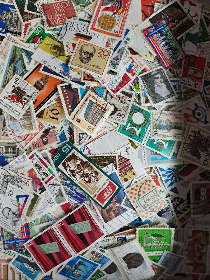 Kilogramas pašto ženklu - nuotraukos Nr. 5