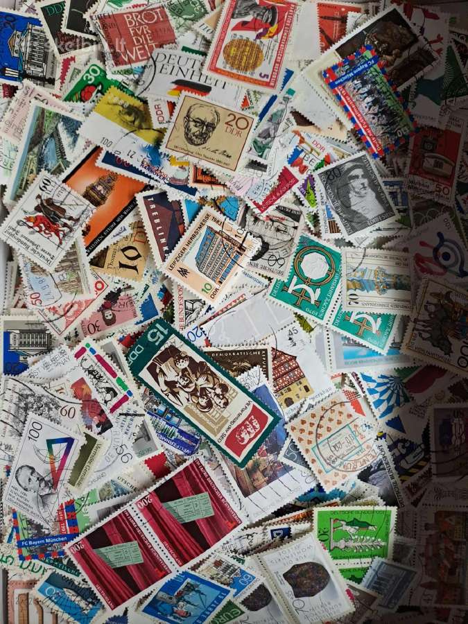 Kilogramas pašto ženklu - nuotraukos Nr. 6