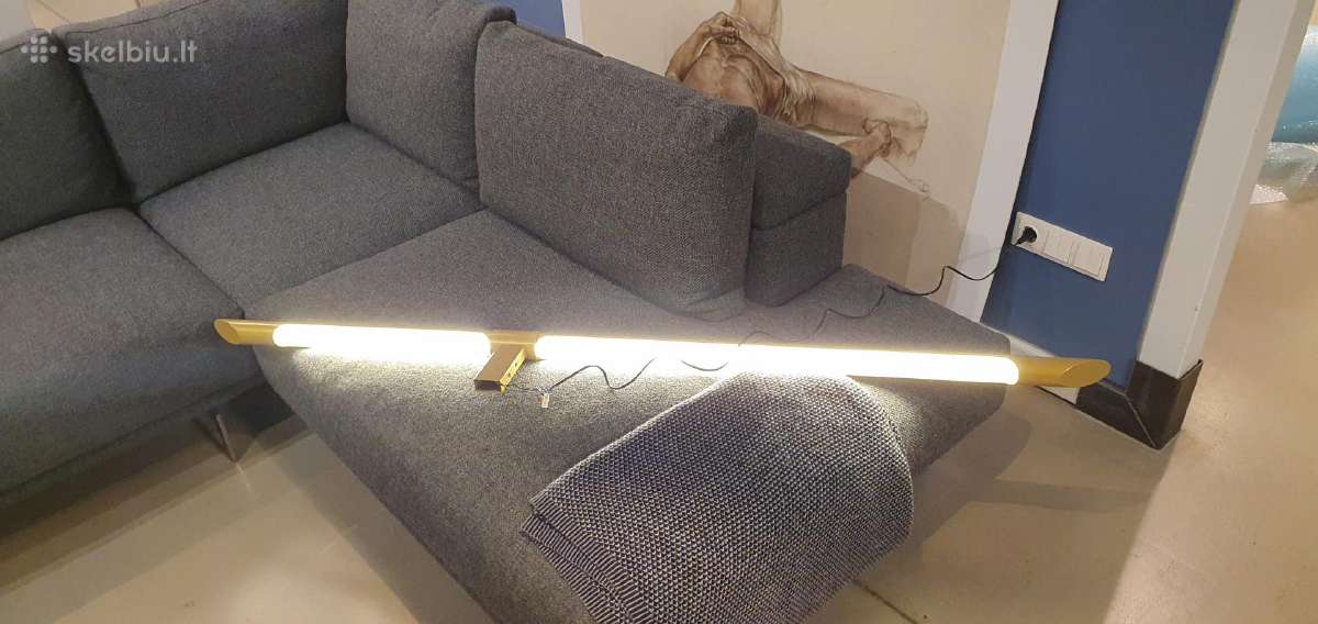 Sieniai šviestuvai