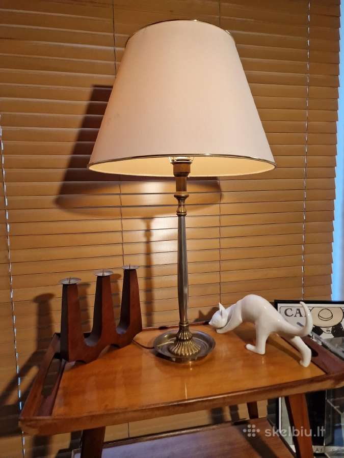 Vintažinė mid century žalvarinė stalinė lempa