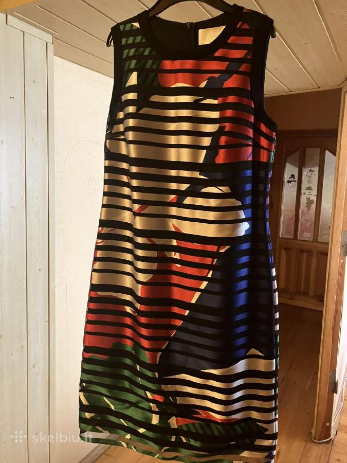 Hugo Boss suknelė