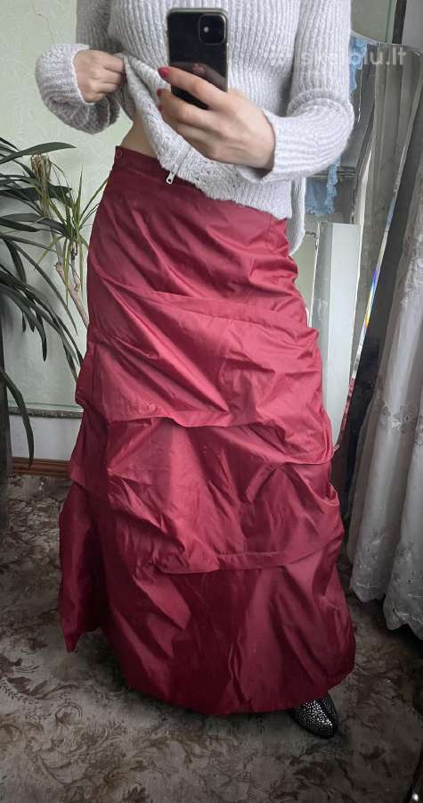 Stilingas sijonas