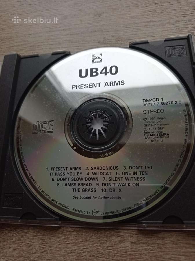Ub 40 CD plokštelė - nuotraukos Nr. 6