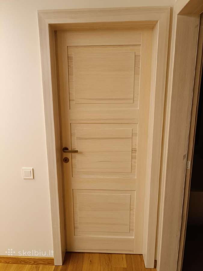 Pušies masyvo durys - nuotraukos Nr. 10