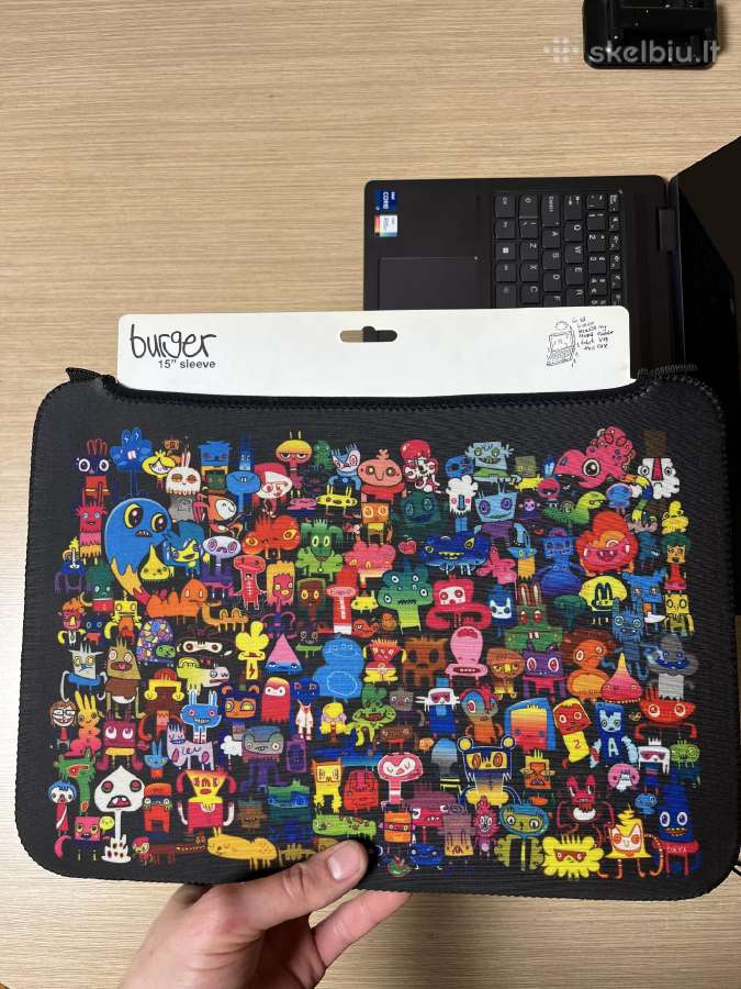 Apple MacBook Pro Dėklas / 15 / 37 x 26 cm