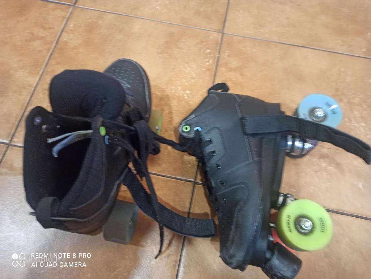 Batai su ratukais
