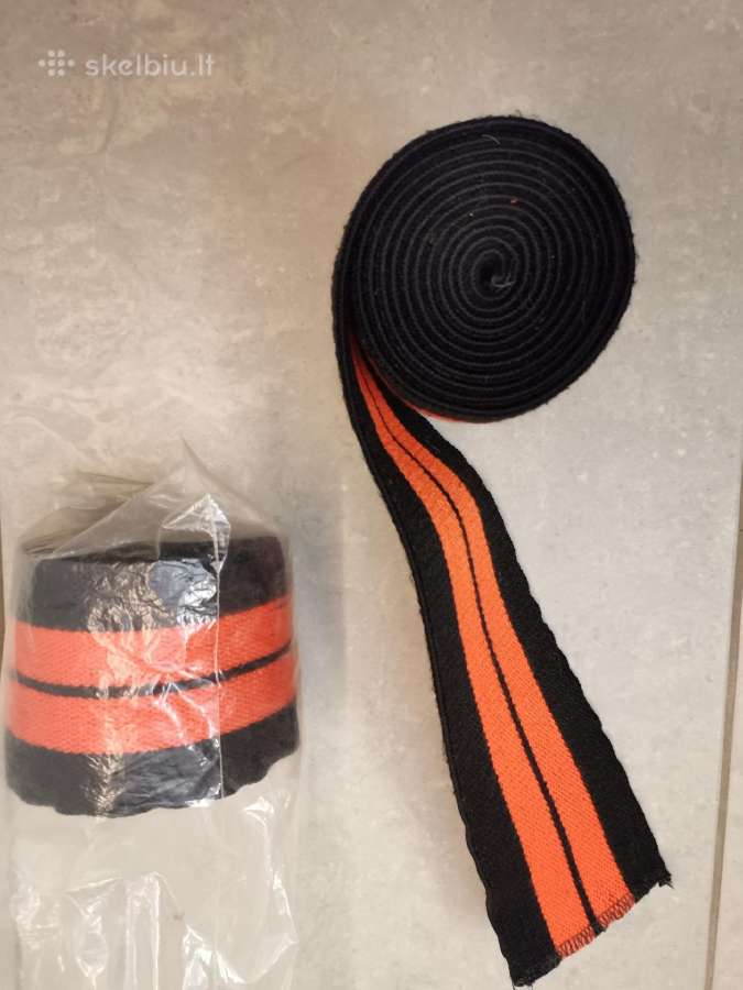 Sportiniai elastiniai kelėnų įtvarai