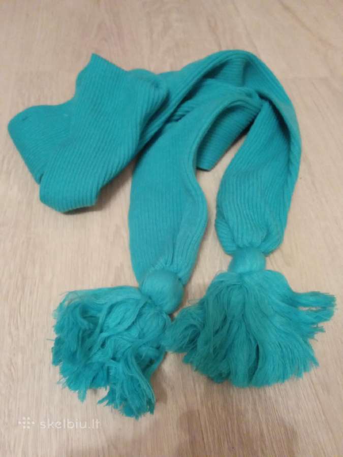 Žalsvas šalikas