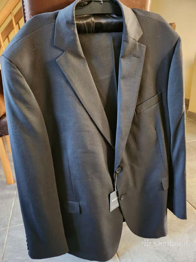 Naujas Dressmann kostiumas