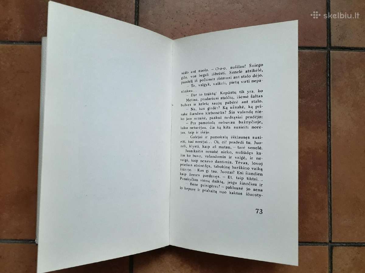 Knyga su spaustuvės broku. - nuotraukos Nr. 4