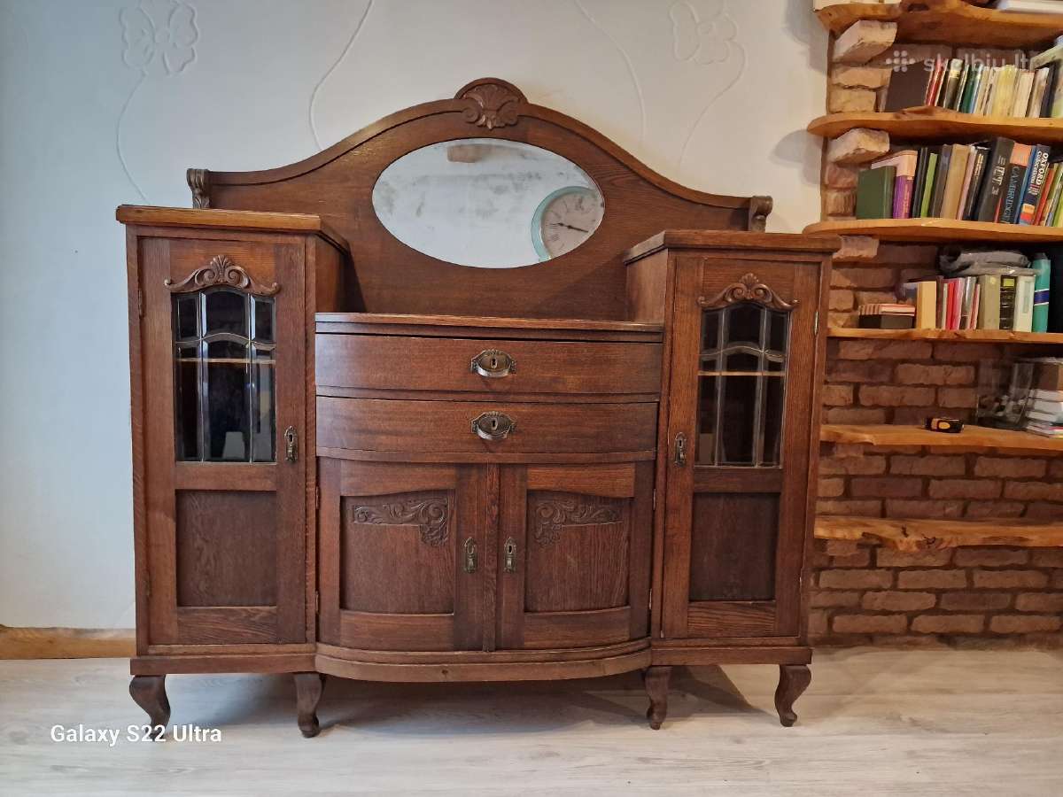 Antikvarine azuoline 150metu komoda-spintele