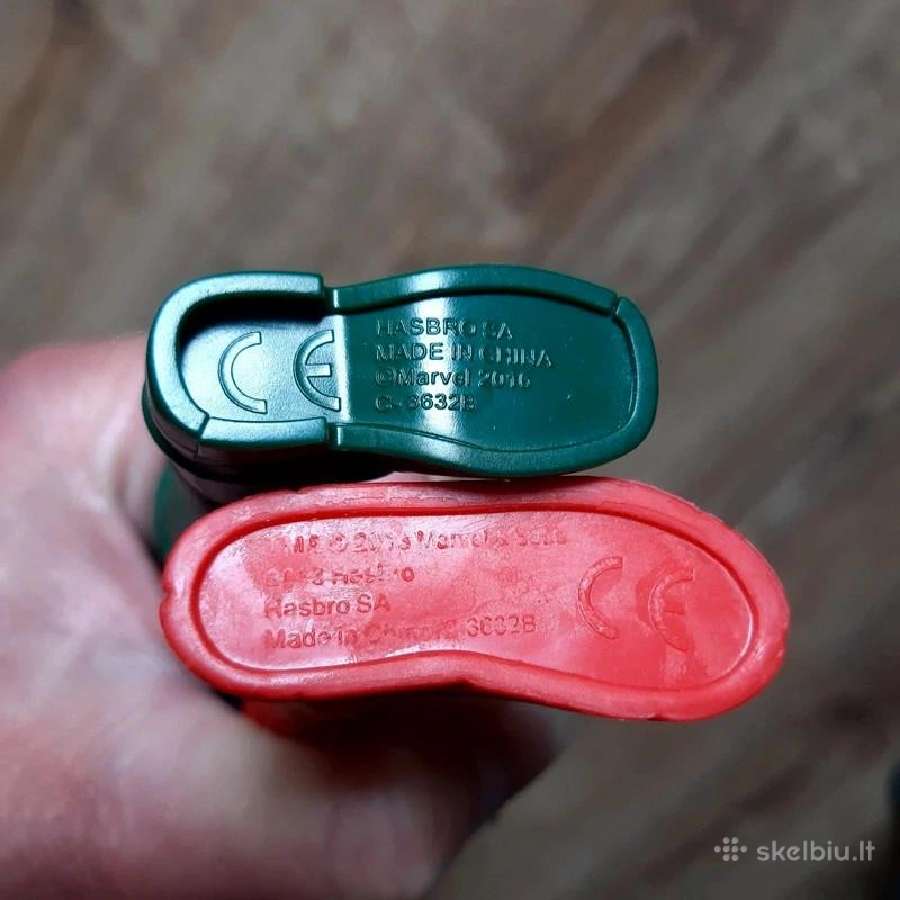 Penkios Hasbro herojų figūrėlės - nuotraukos Nr. 5