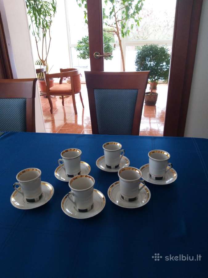 Kavos puodeliai