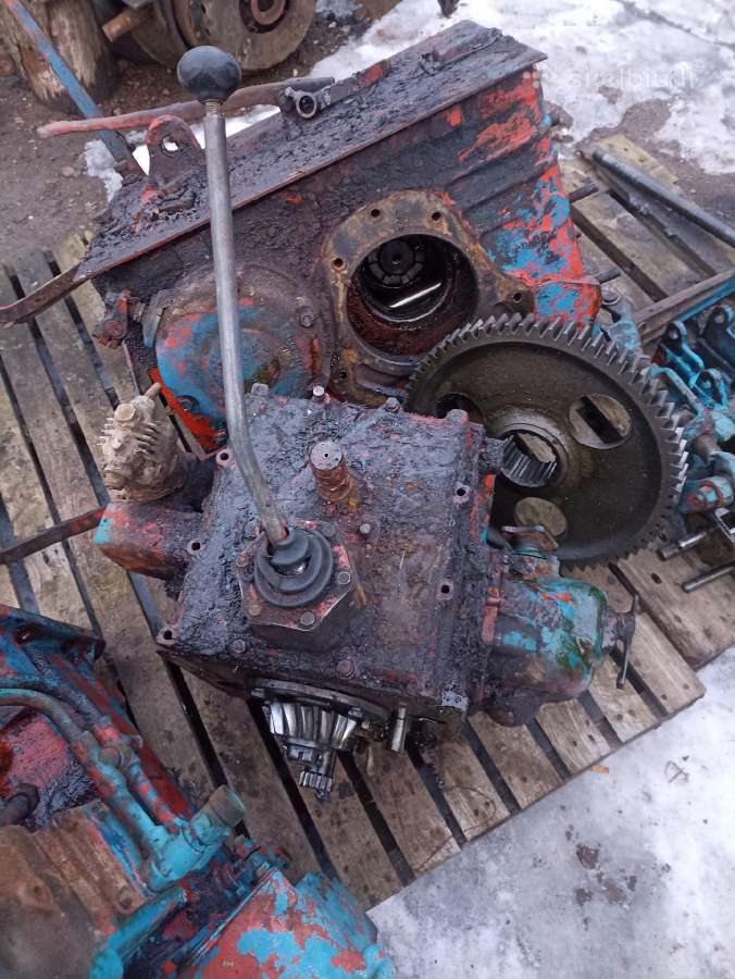 Mtz 52 dalimis