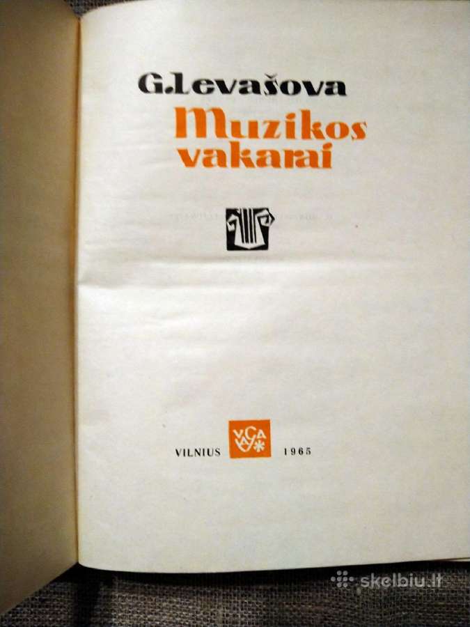 Senos knygos, yra rusu ir anglų kalbomis - nuotraukos Nr. 4