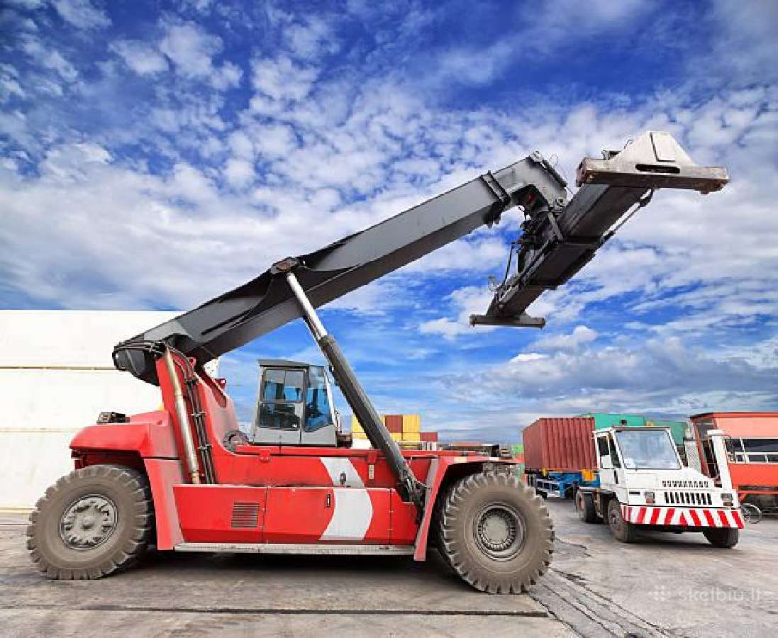 Kalmar krautuvų ir uosto vilkikų dalys