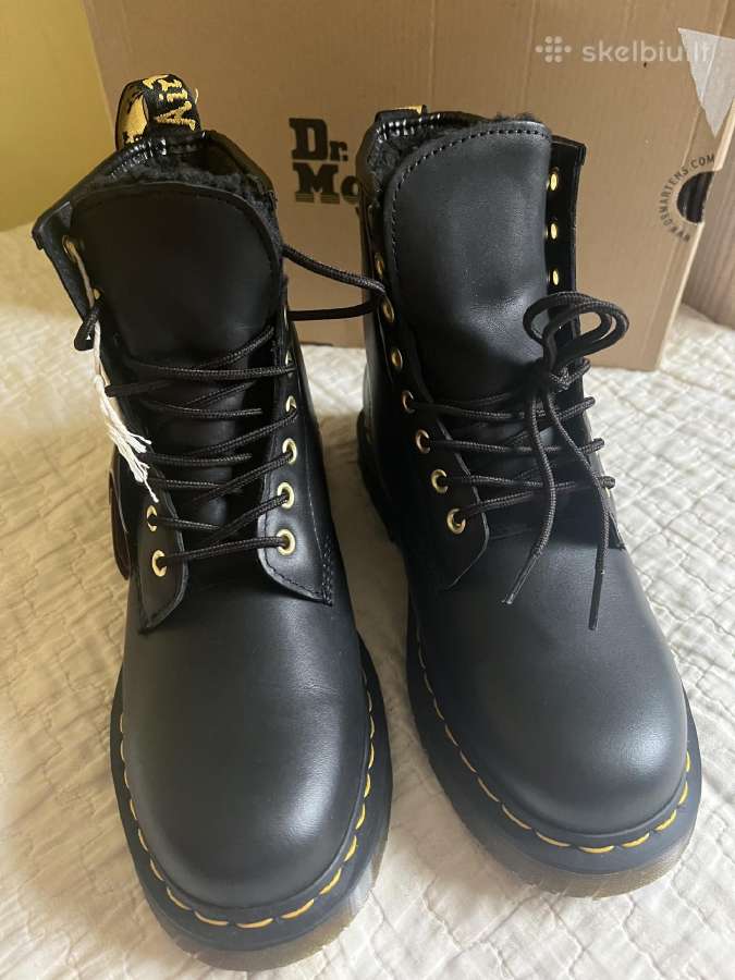 Nauji, originalūs Dr. Martens aulinukai