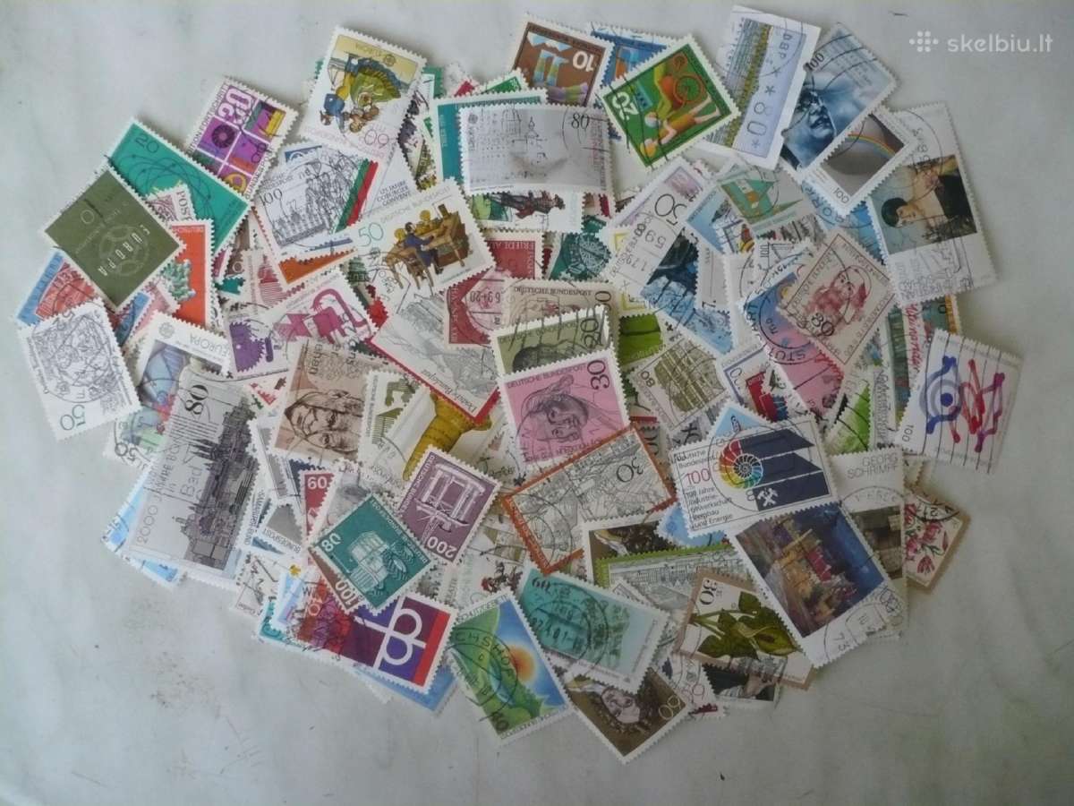 Skirtingu pašto ženklu rinkinys Nr23 , viso 500vnt