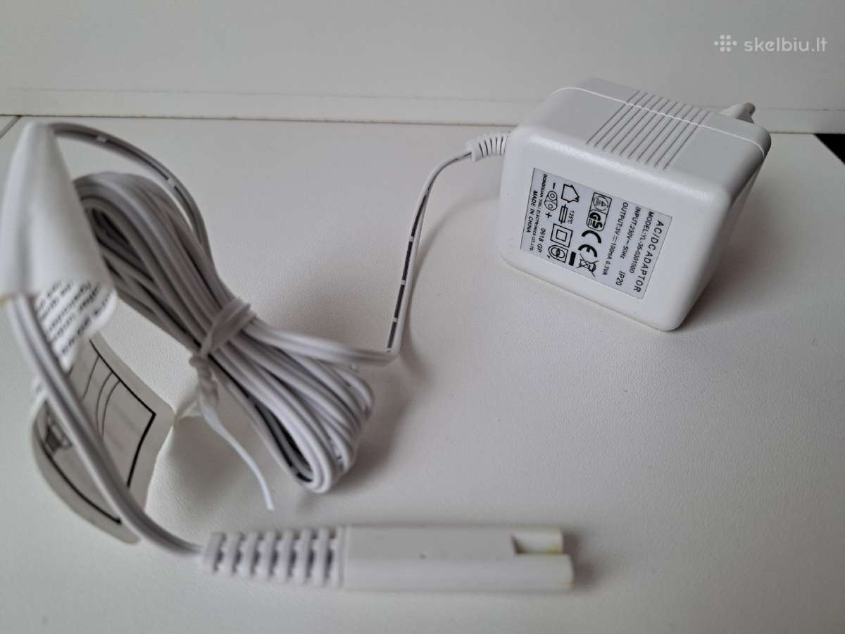 Adapteris, pakrovėjas įkroviklis 3v