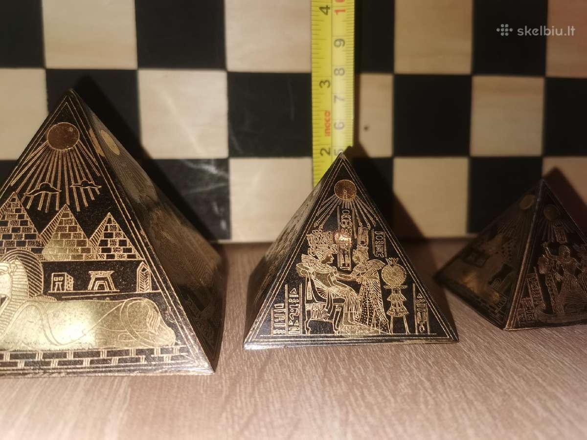 Vintage riedučiai, piramidės - nuotraukos Nr. 5