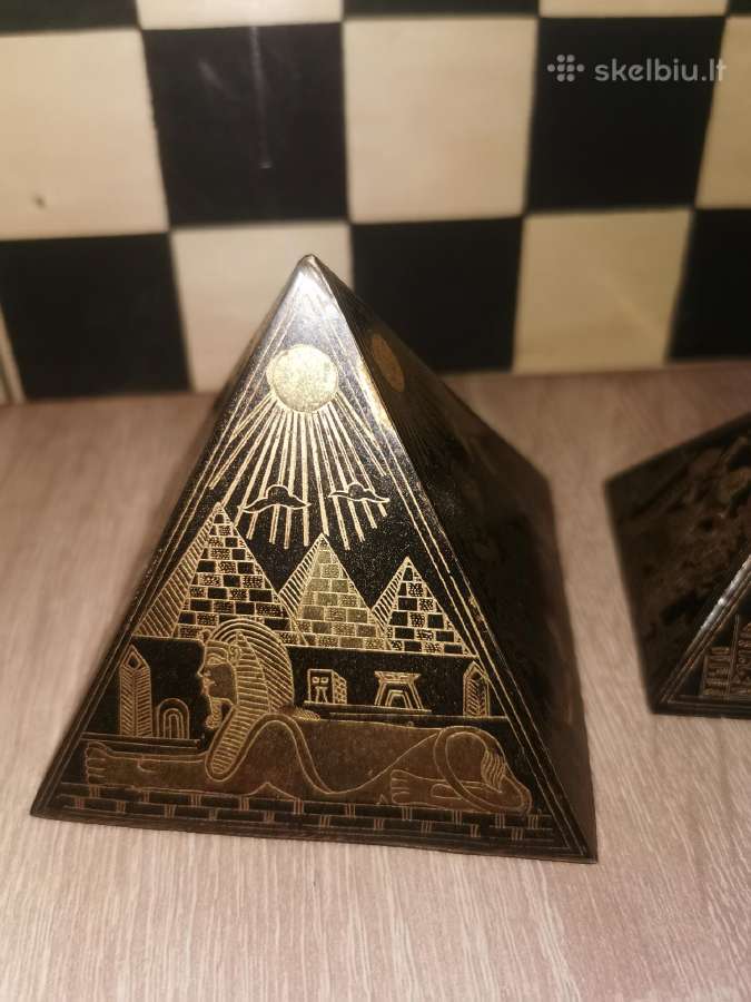 Vintage riedučiai, piramidės - nuotraukos Nr. 8