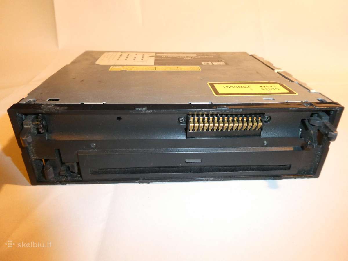 CD grotuvas JVC (CD receiver)