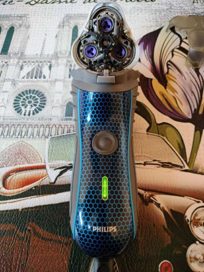 Philips pakraunama barzdaskutė Wet trim Hq7140