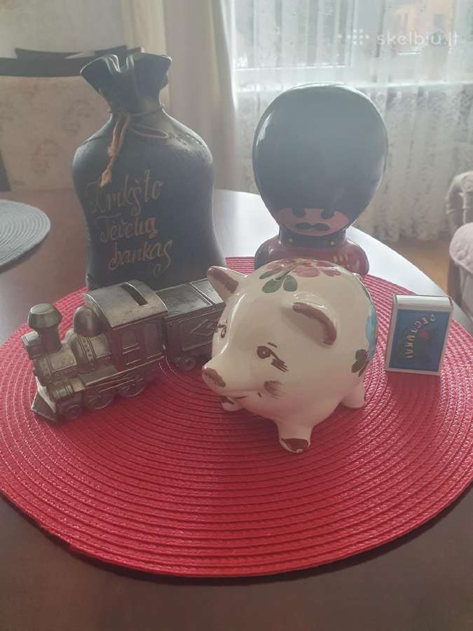 Interjero detalės,taupyklės