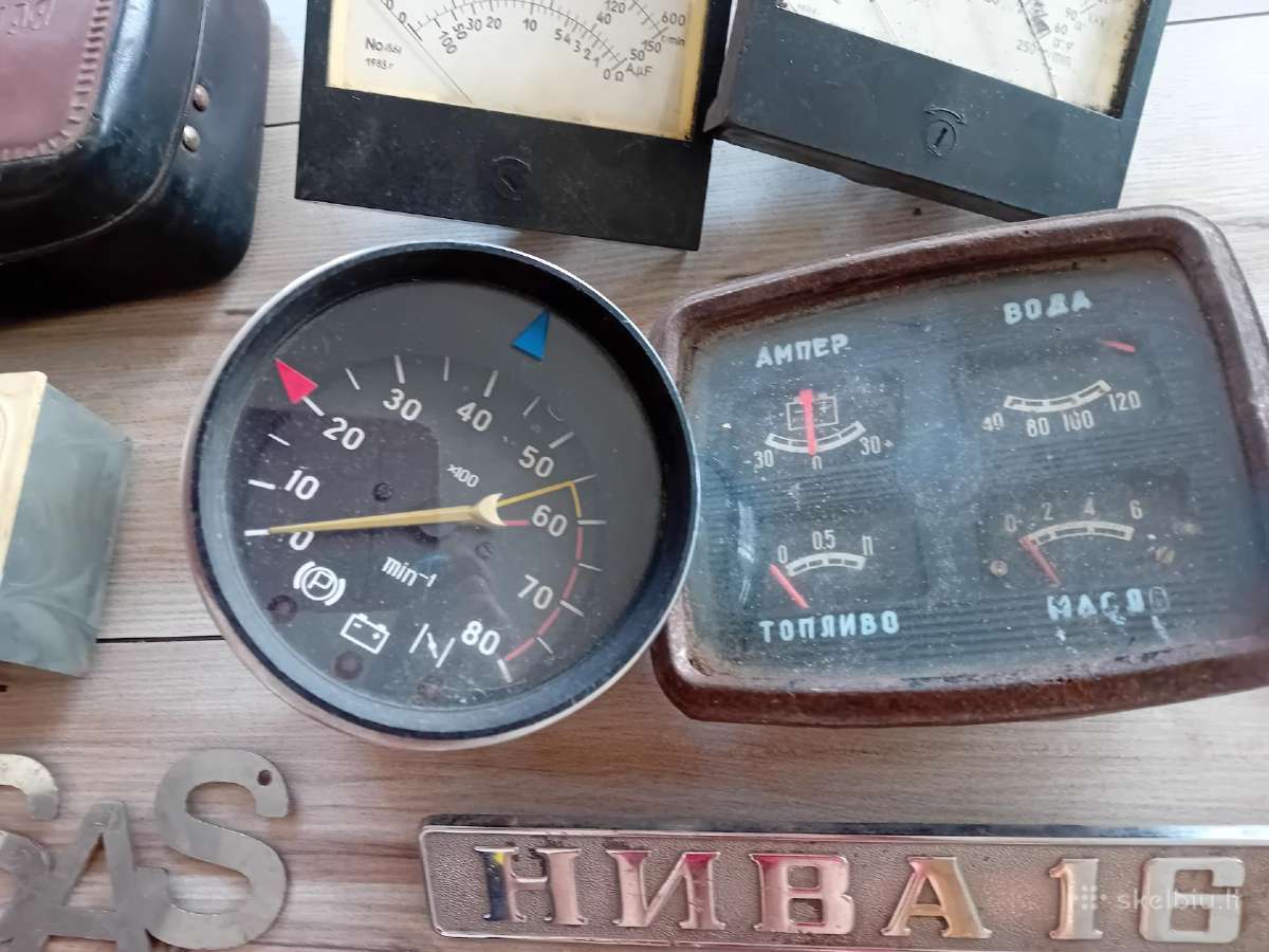 Tarybiniu automobiliu knygos ir katalogai,ratai - nuotraukos Nr. 25