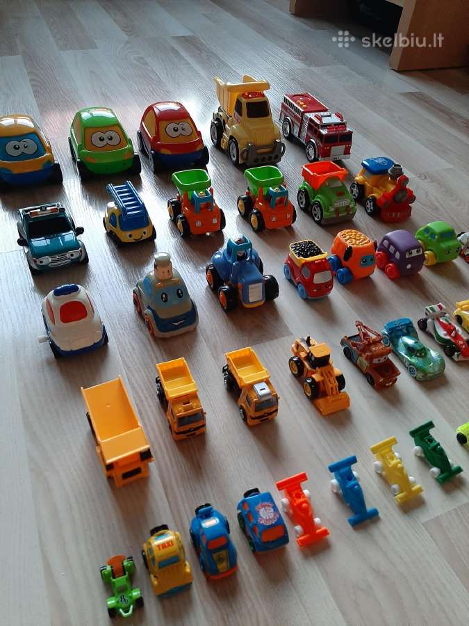 Įvairių automobiliukų rinkinys