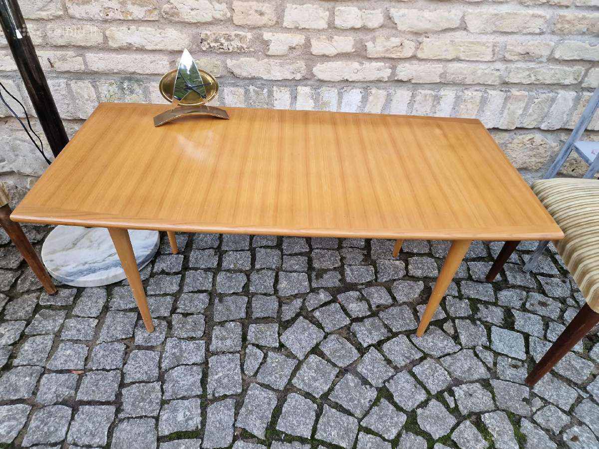 Vintažinis mid century tikmedžio kavos staliukas