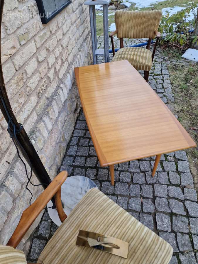 Vintažinis mid century tikmedžio kavos staliukas - nuotraukos Nr. 15