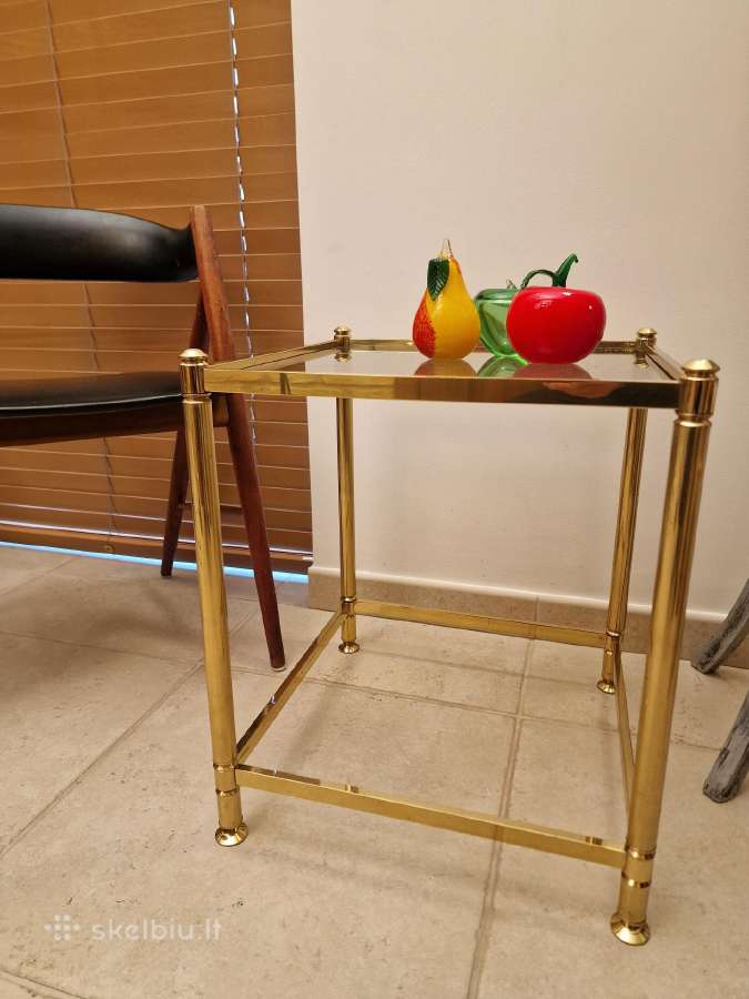 Vintažinis mid century žalvario Bauhaus staliukas